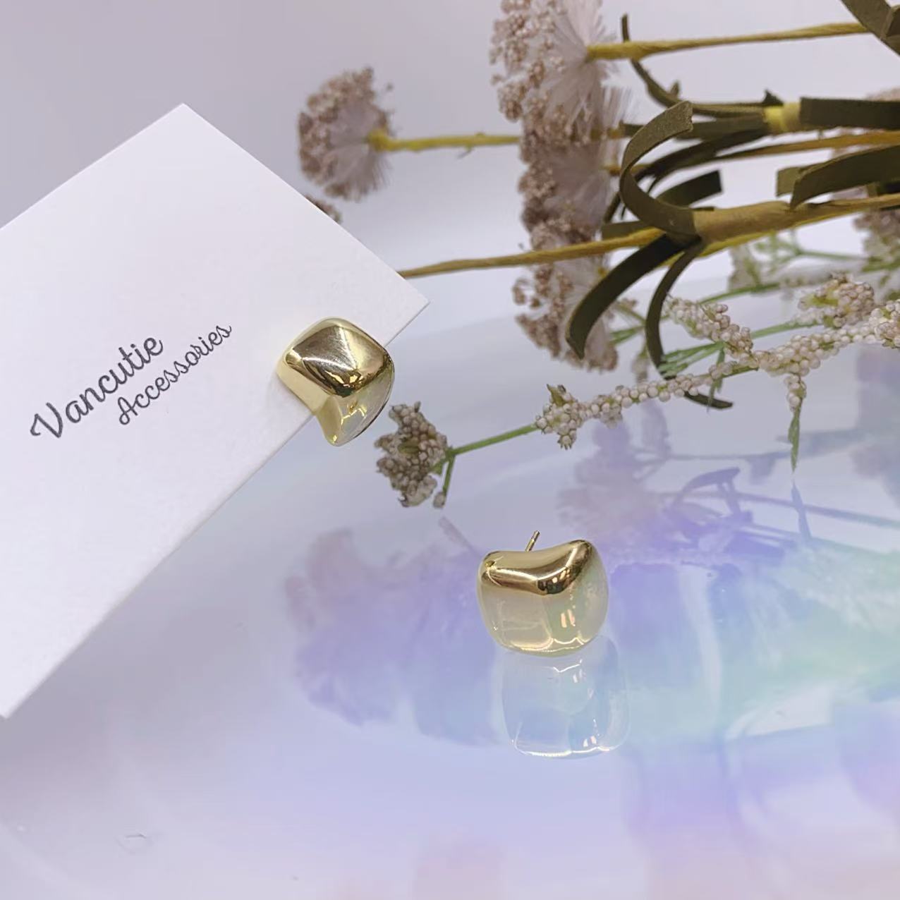 Minimalist Chunky Studs - 18K Gold Plated Brass