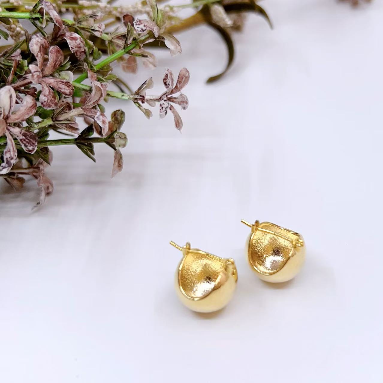 Chunky Retro Bubble Hoops – 18K Gold Plated Brass