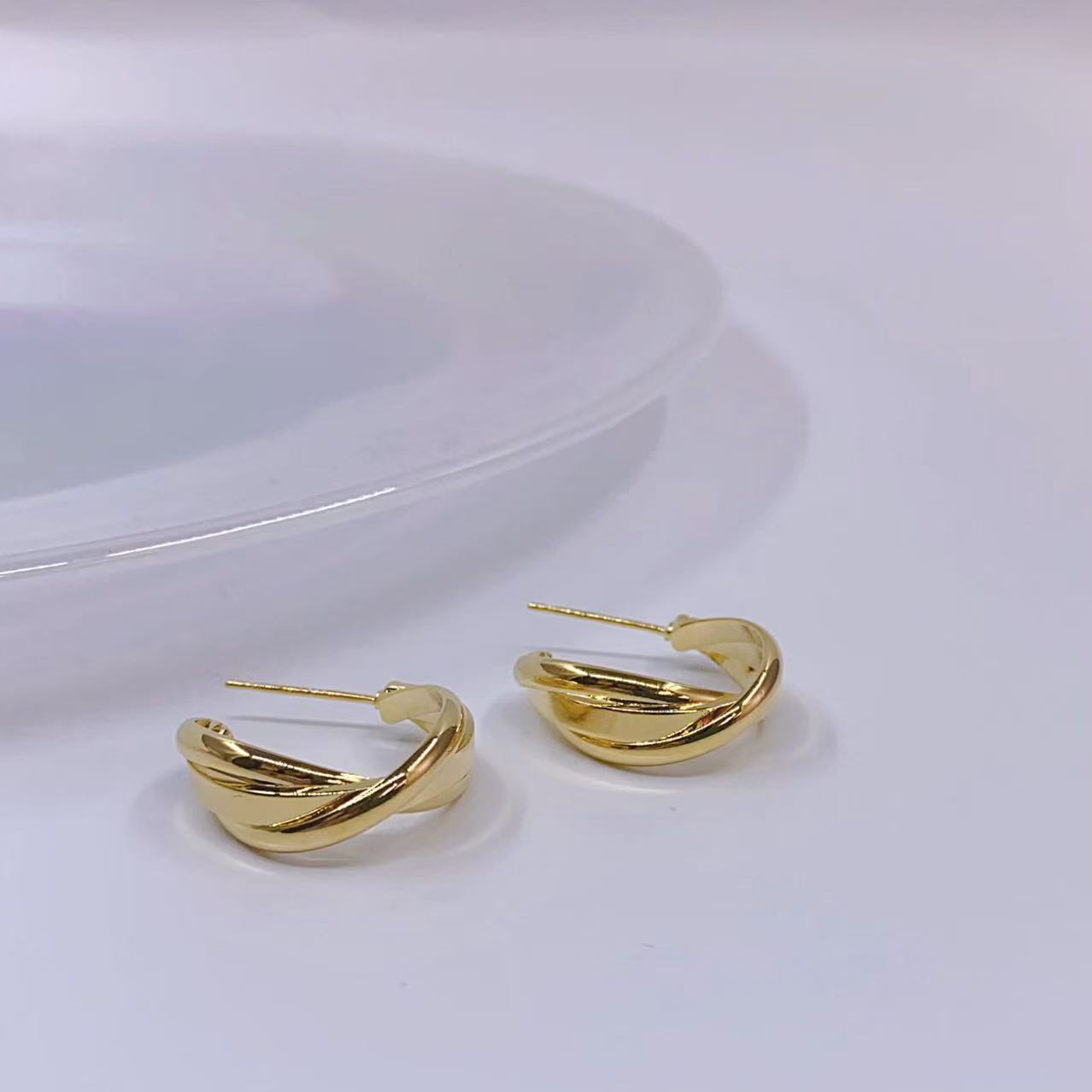 Minimalist Twisted Cross Half Hoops – 18K Gold Plated Brass