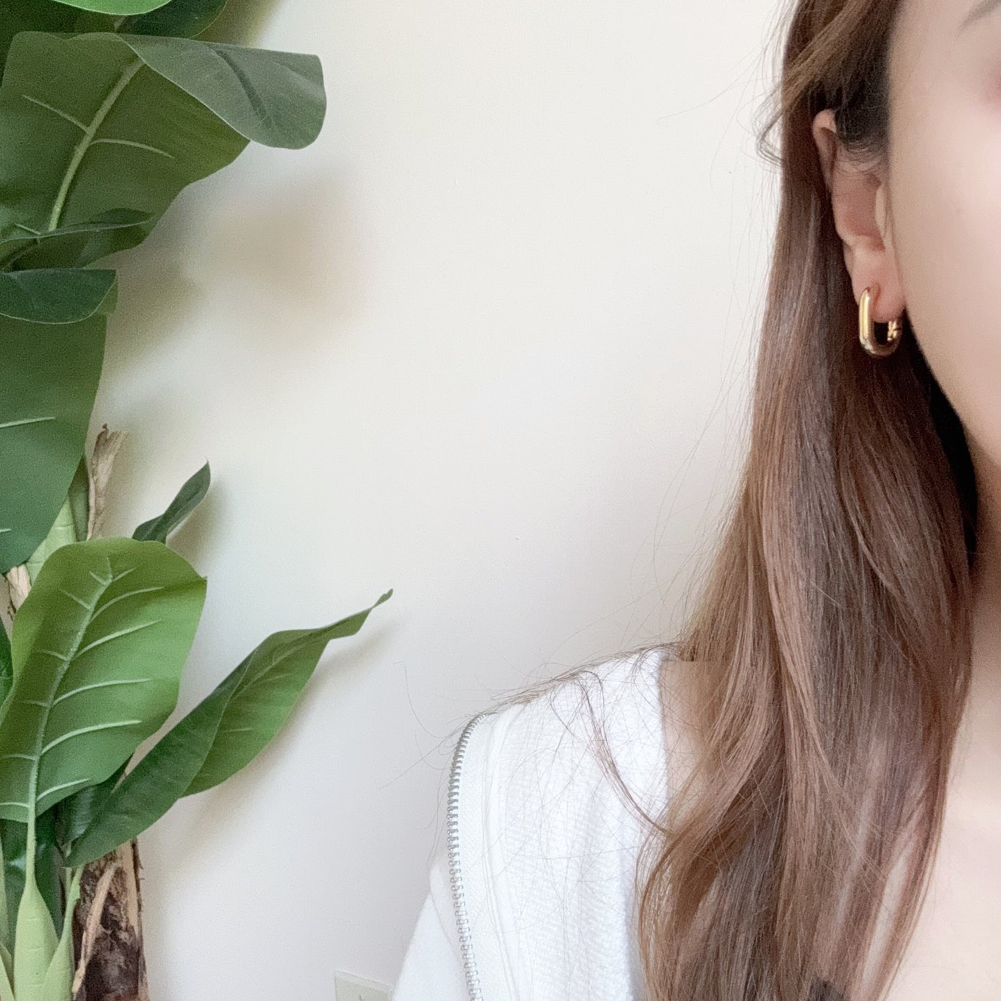 Minimalist Bold Oval Hoops – 18K Gold Plated Brass