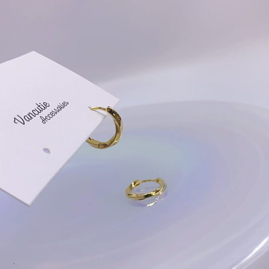 Classic Twist Small Hoops - 18K Gold Plated