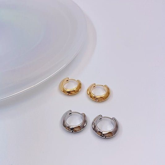 Sleek Chunky Hoops - 18K Gold Plated Brass