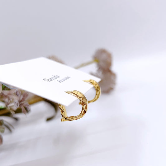 Geometric D-Hoop Earrings – 18K Gold Plated Brass