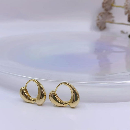 Dome Bold Teardrop Hoops – 18K Gold Plated Brass